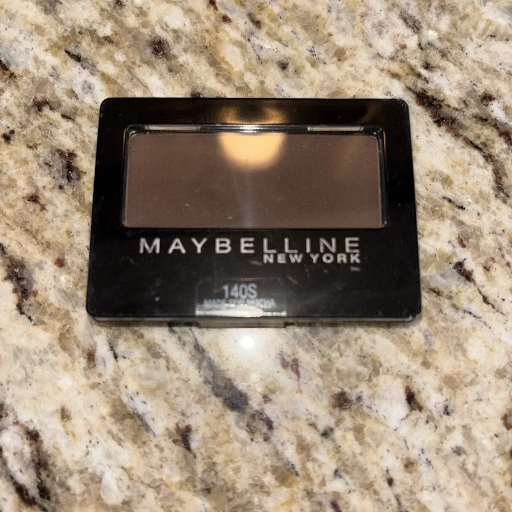 Maybelline New York Expert Wear Single Eyeshadow 140S Made For Mocha 0.08oz